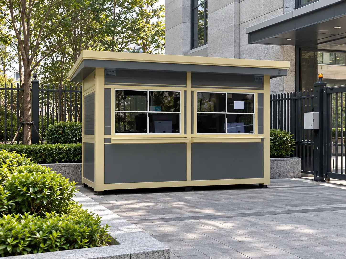 Canopy-roof cabins with an access ramp